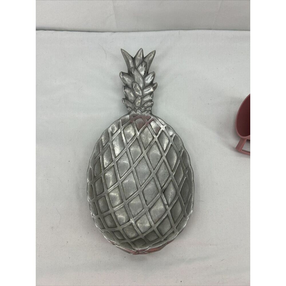 WILTON ARMETALE #353164, 13.5” L. Pineapple Dish